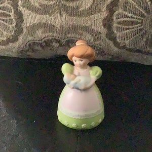 Avon 1988 Lady Holding Baby Porcelain Vintage & Collectiles